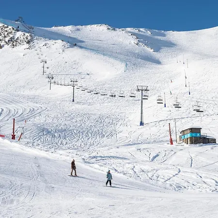 Pierre & Andorra Sunari Peretol Bordes d'Envalira